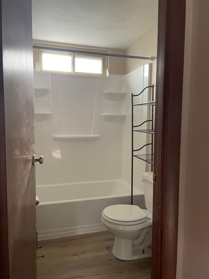 1685 Brodhead Rd #7 - Photo 5 of 9