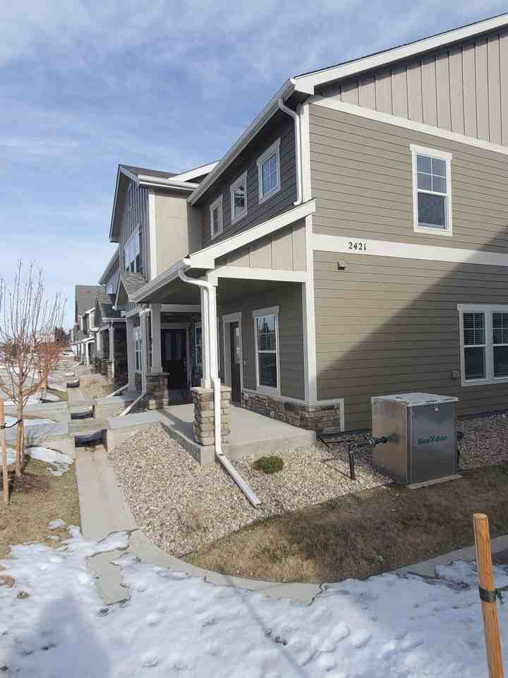 2421 Ridge Top Dr - Photo 6 of 47