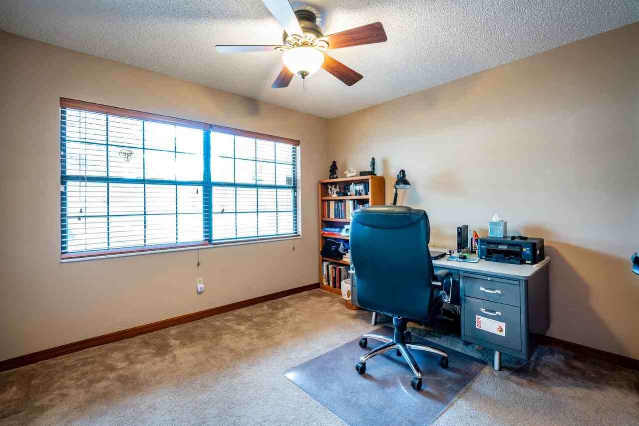 604 Alicante Rd - Photo 5 of 30
