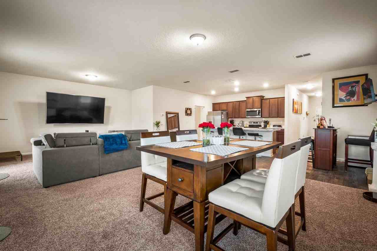 8036 Cape Fox Dr - Photo 6 of 35
