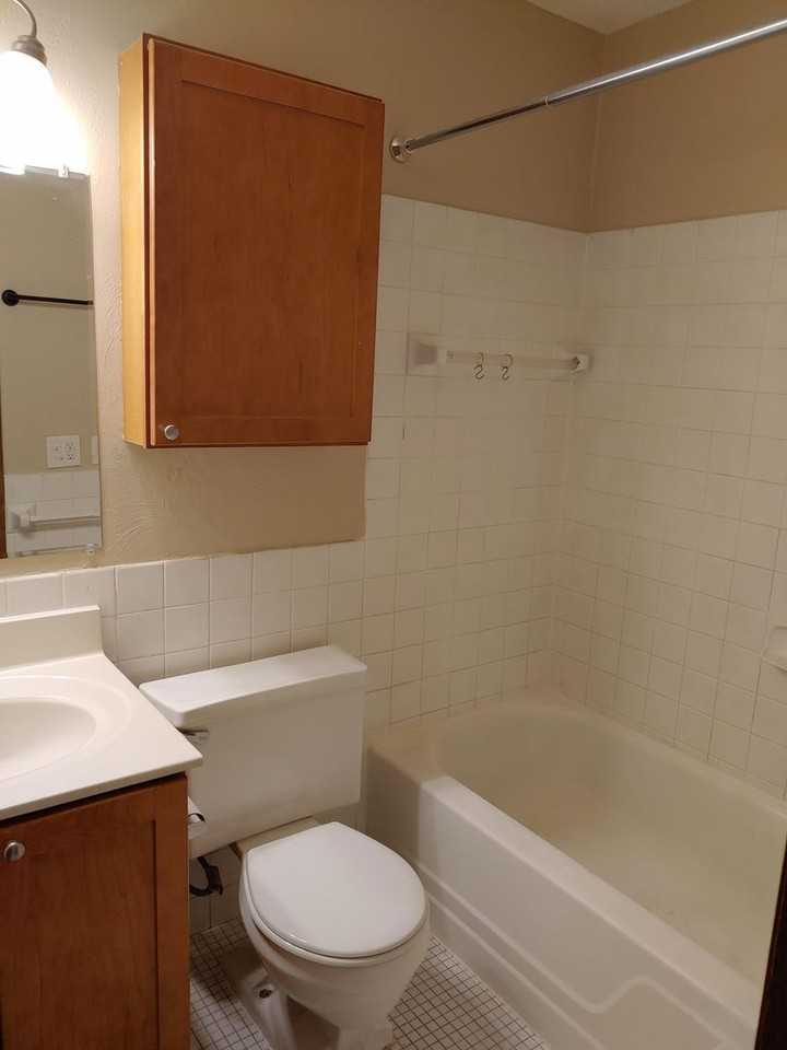 3030 Irving Ave S - Photo 3 of 3