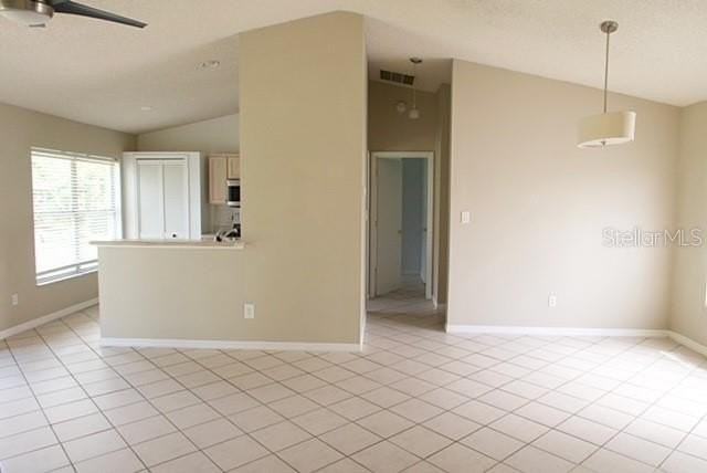 15640 Kensington Trl - Photo 7 of 12