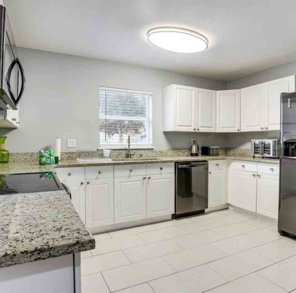 2704 Club Cortile Cir - Photo 5 of 34