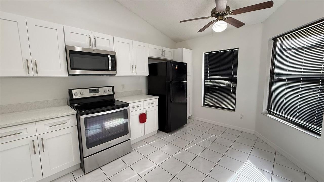 72 Lakepointe Cir - Photo 7 of 50