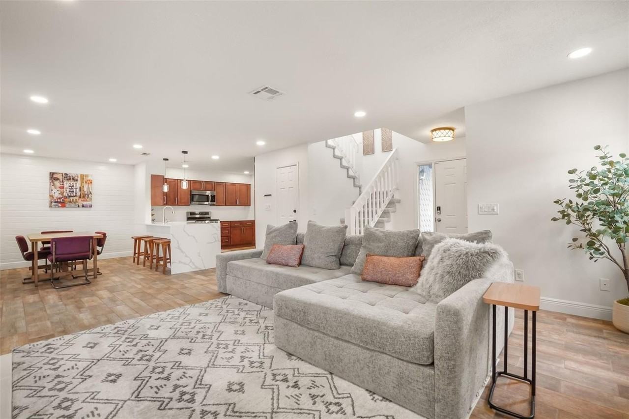 1328 Landry Cir - Photo 3 of 33