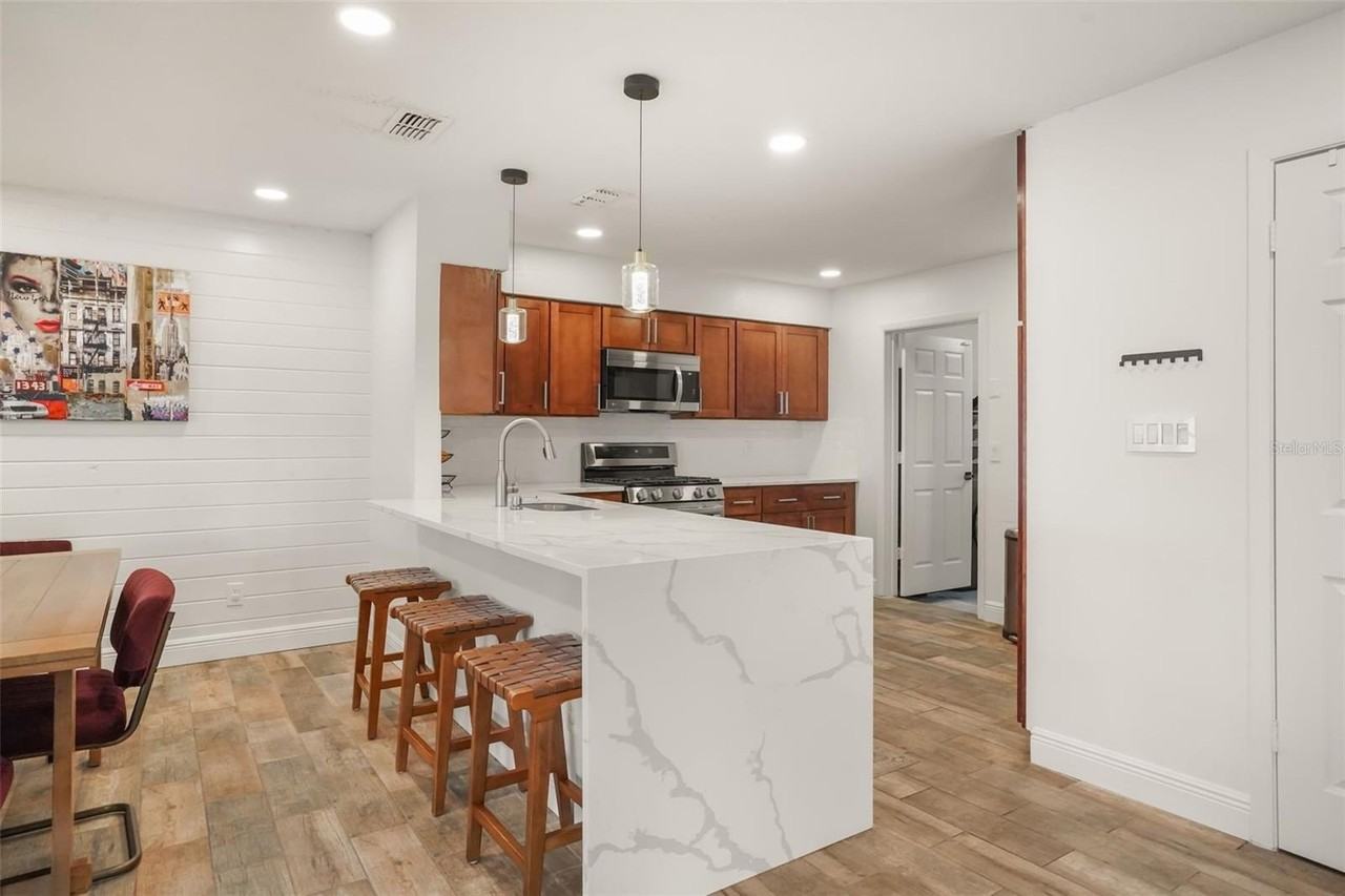 1328 Landry Cir - Photo 7 of 33