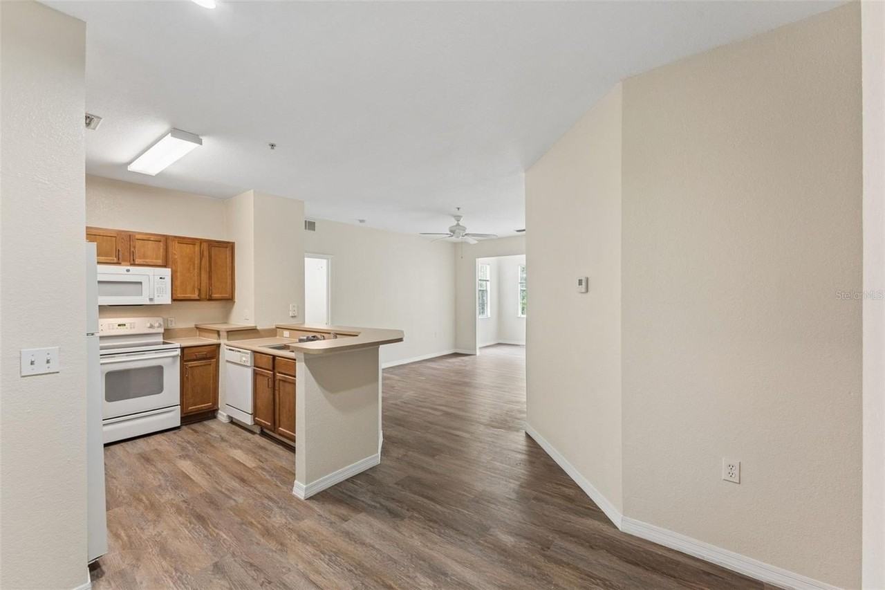 8136 Claire Ann Dr #207 - Photo 5 of 28