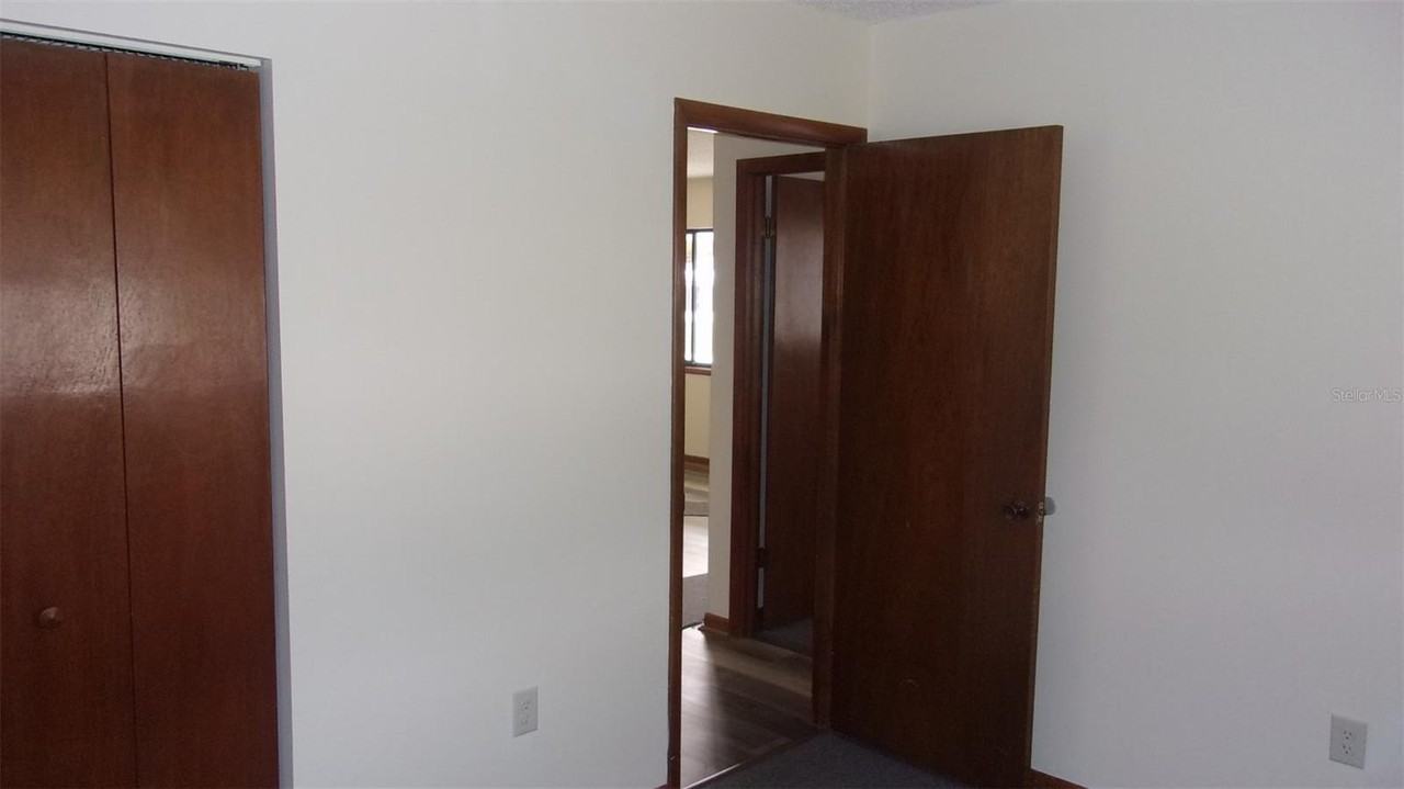 10081 Sw 97th Ct - Photo 6 of 17