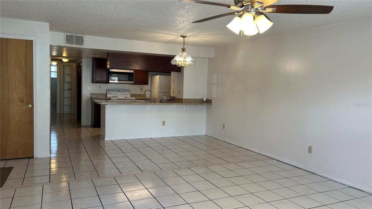5015 Laguna Bay Cir #91 - Photo 6 of 23