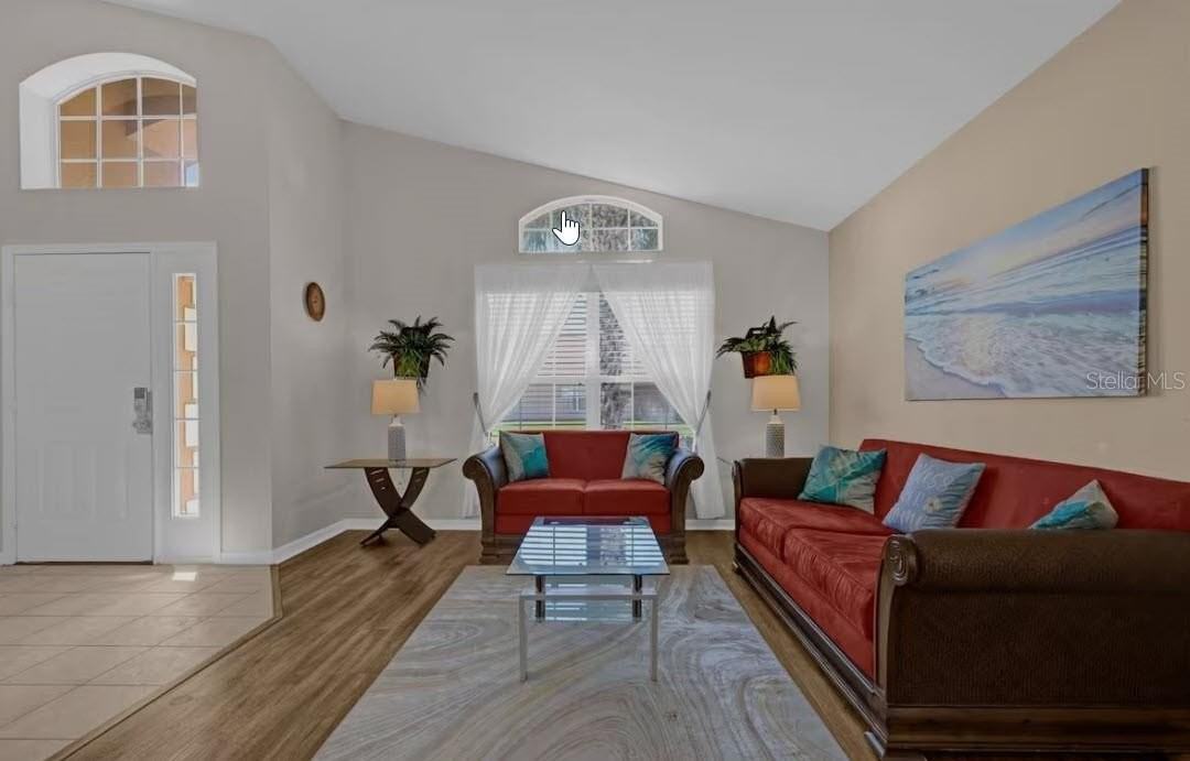 1438 Solana Cir - Photo 2 of 20