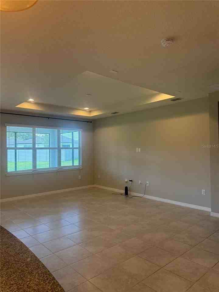 3535 Debois Ct - Photo 7 of 41