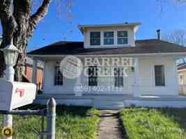 featured image of 125 Devonia Ave