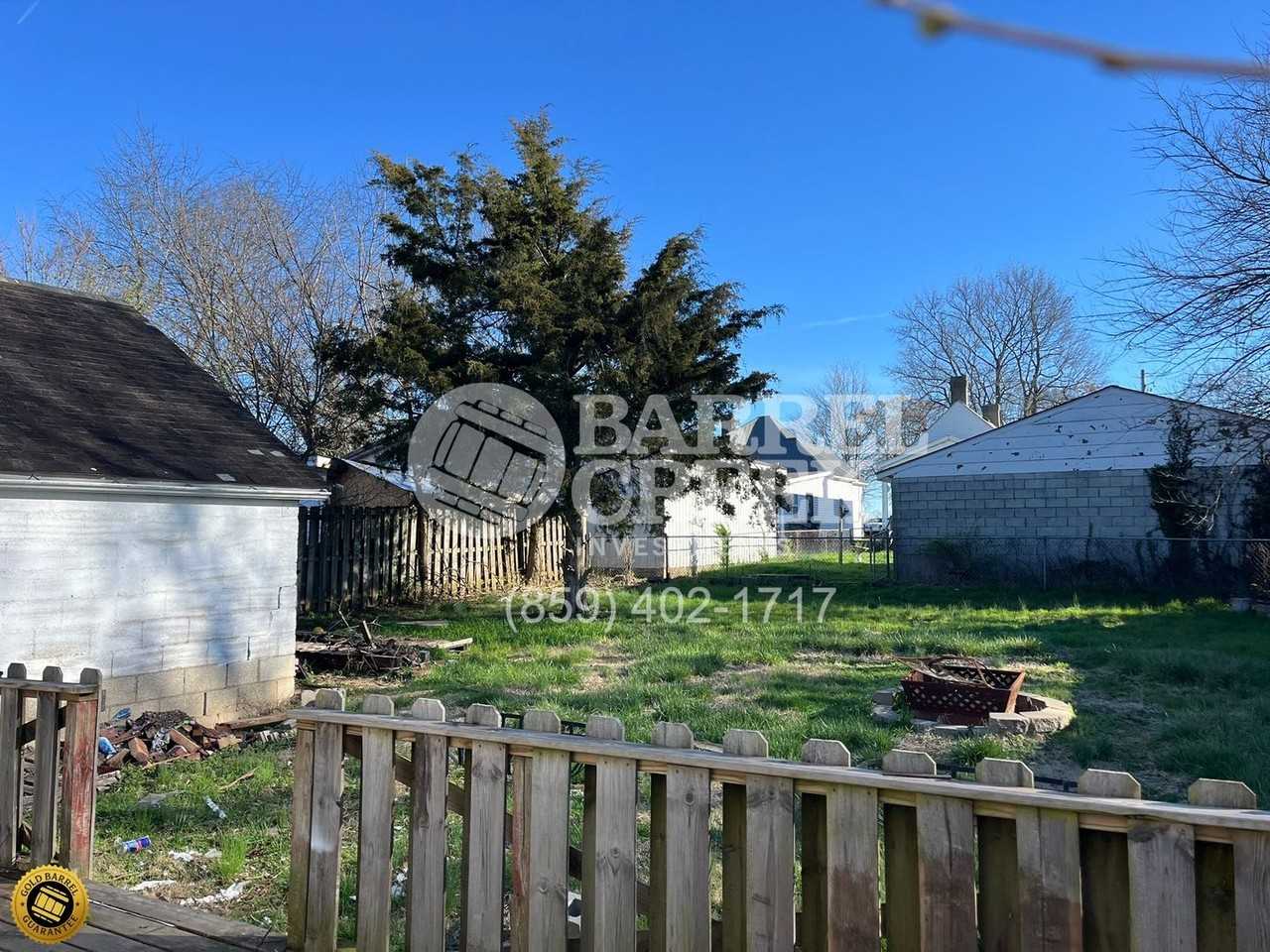 125 Devonia Ave - Photo 5 of 16