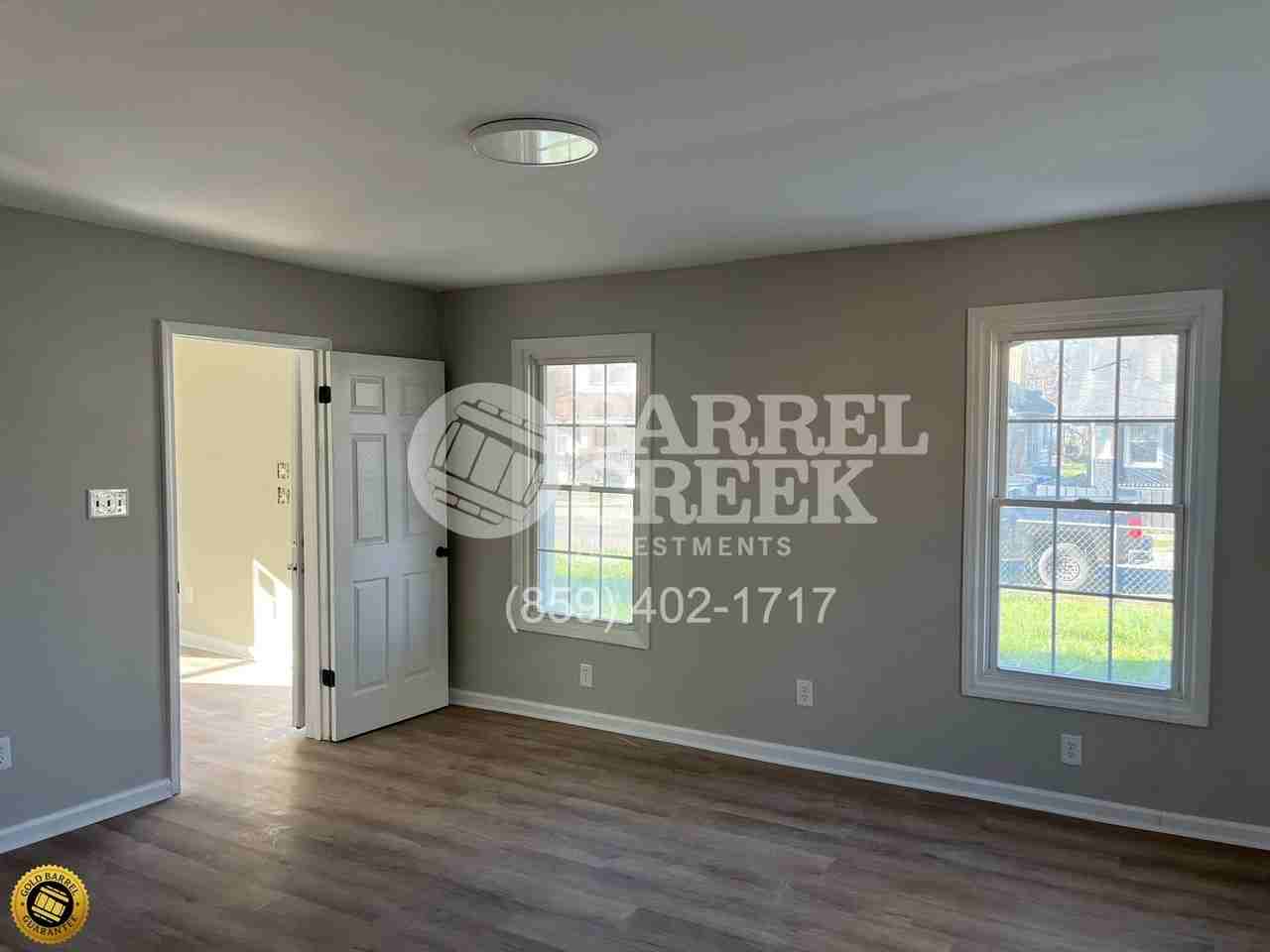 125 Devonia Ave - Photo 7 of 16