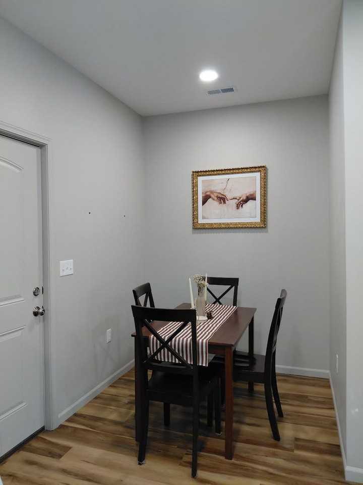 113 N 6th St - Photo 2 of 8