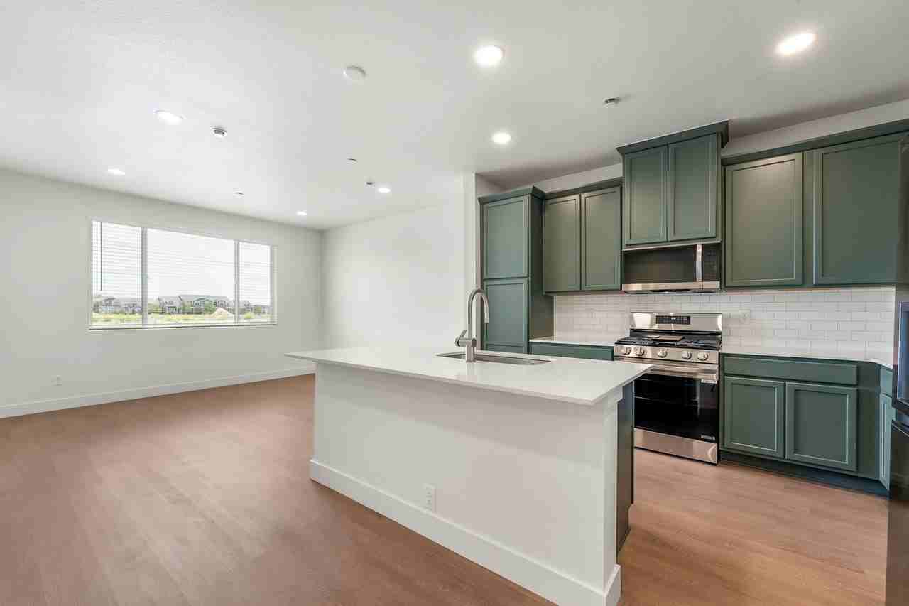 4894 River Roads Dr - Photo 5 of 24
