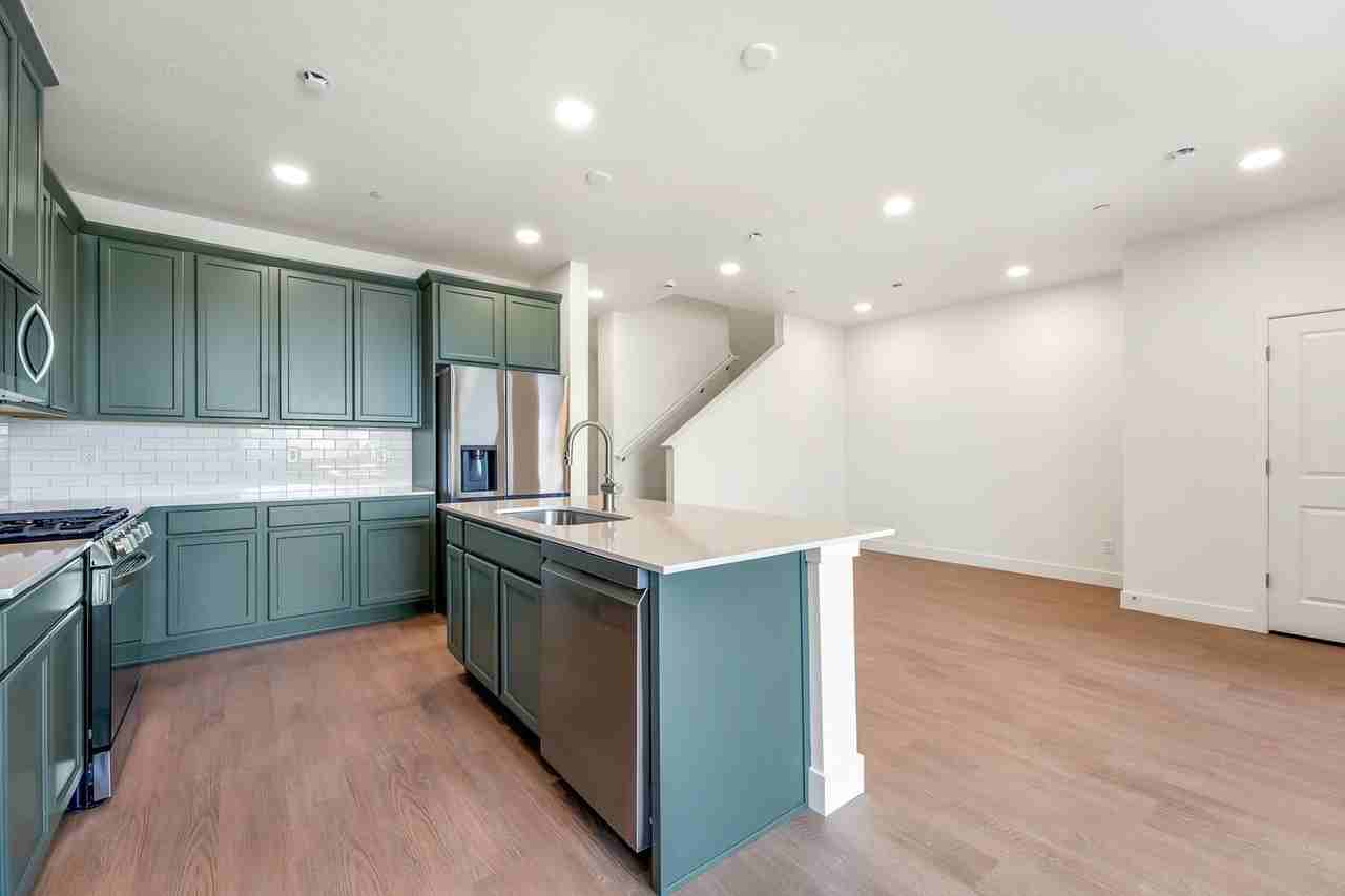4894 River Roads Dr - Photo 7 of 24