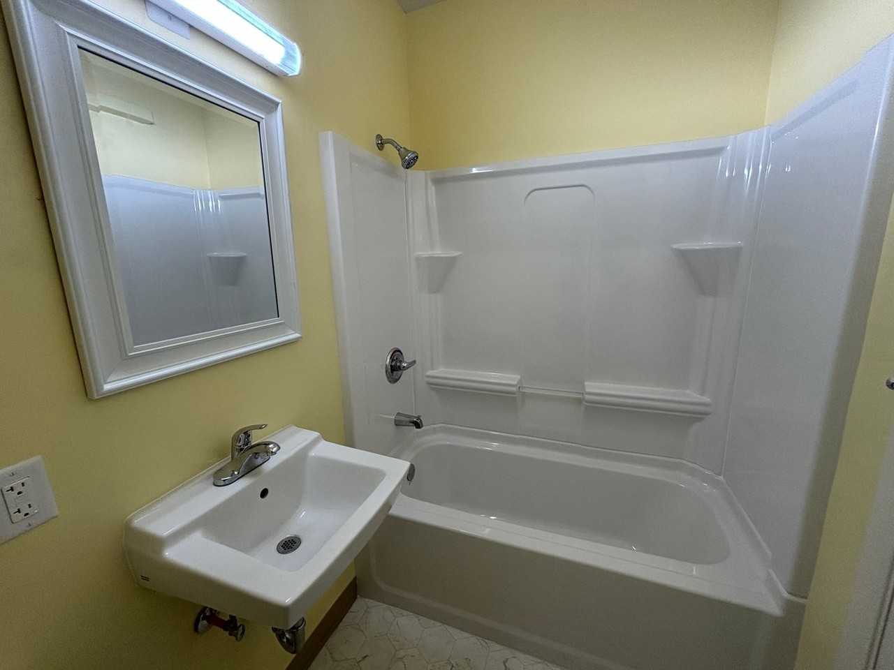 310 Montgomery Street - Photo 6 of 26