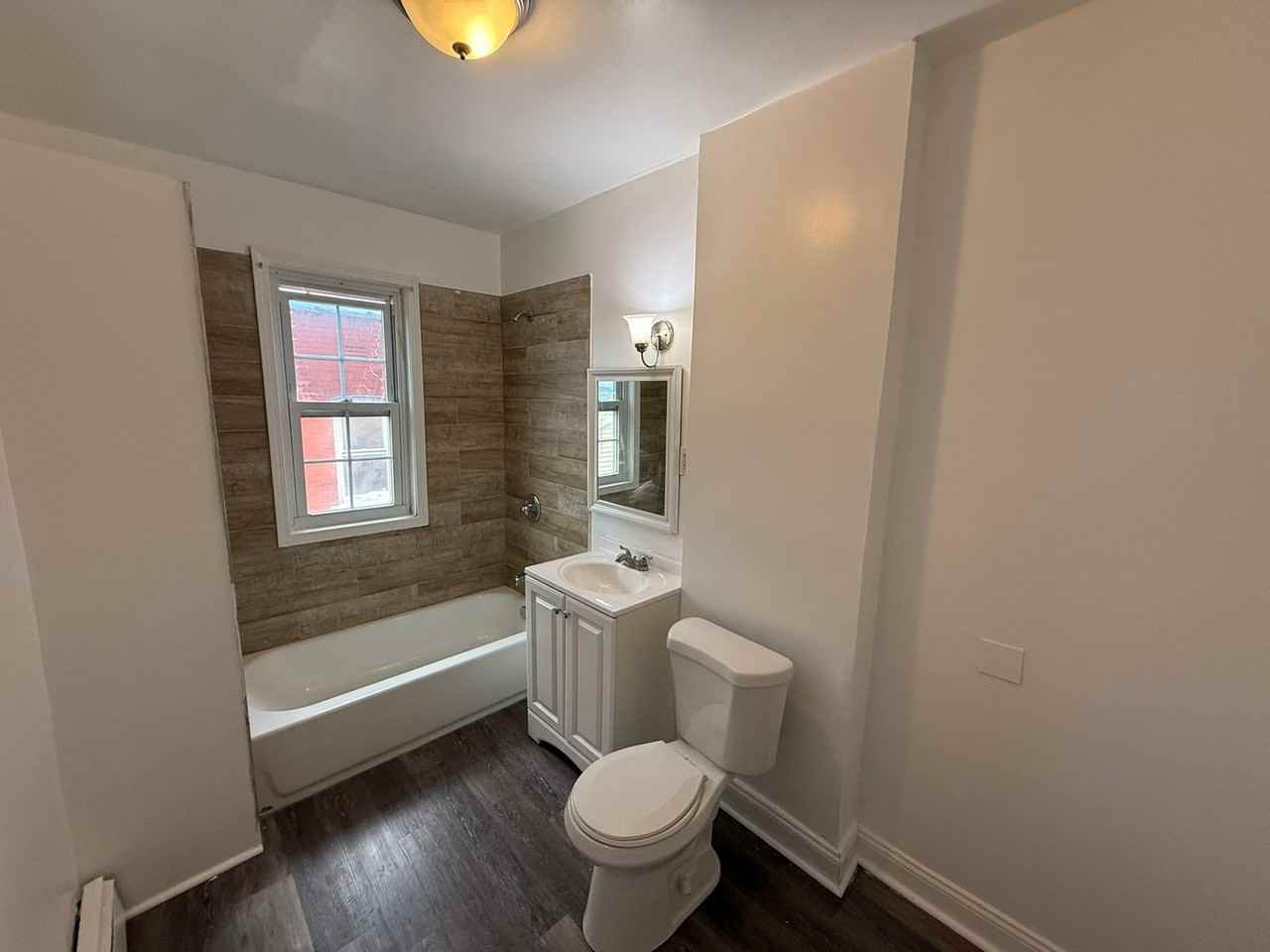 122 Shultas Pl - Photo 4 of 14