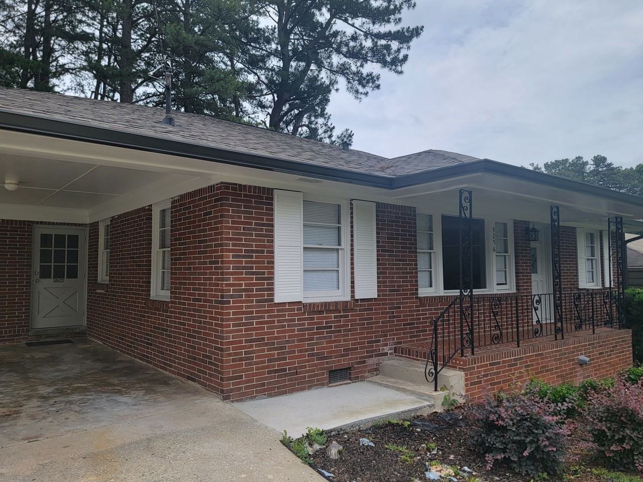 5256 Eubanks Dr - Photo 4 of 29