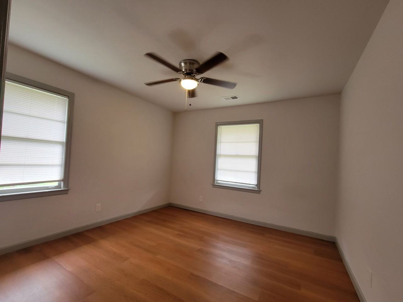 5256 Eubanks Dr - Photo 7 of 29