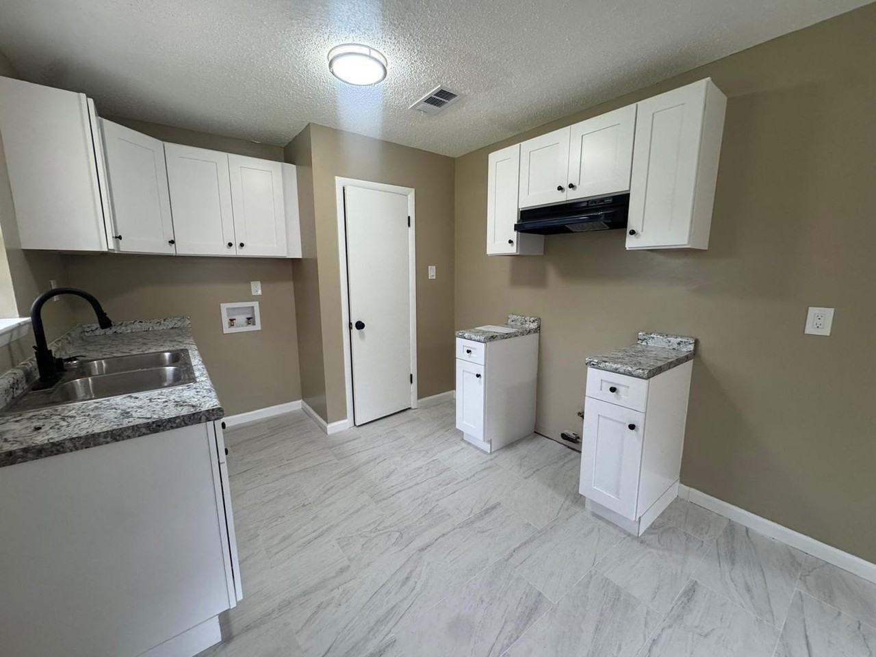 1253 Athey Rd - Photo 2 of 9