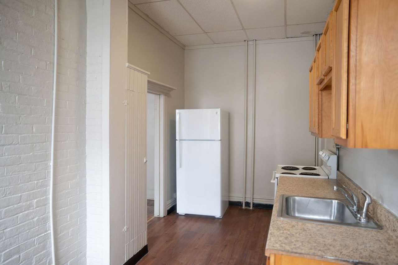 23 E Main St - Photo 7 of 30