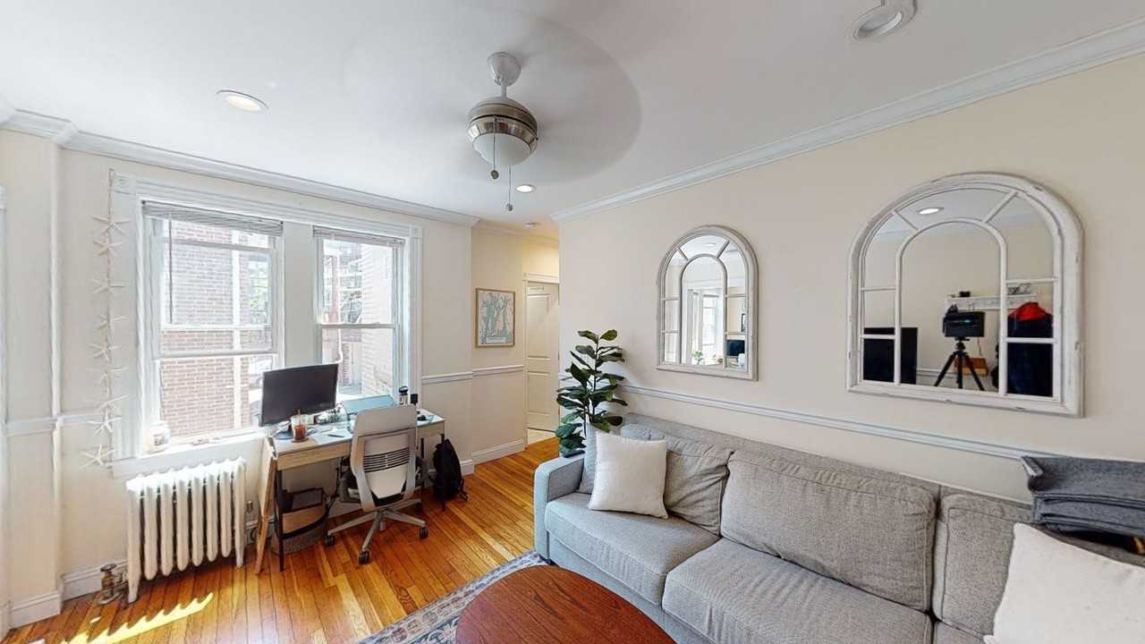 33 Walbridge St - Photo 7 of 9