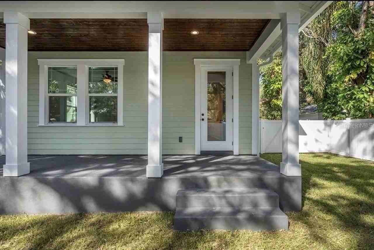 5813 N 18th St - Photo 3 of 45