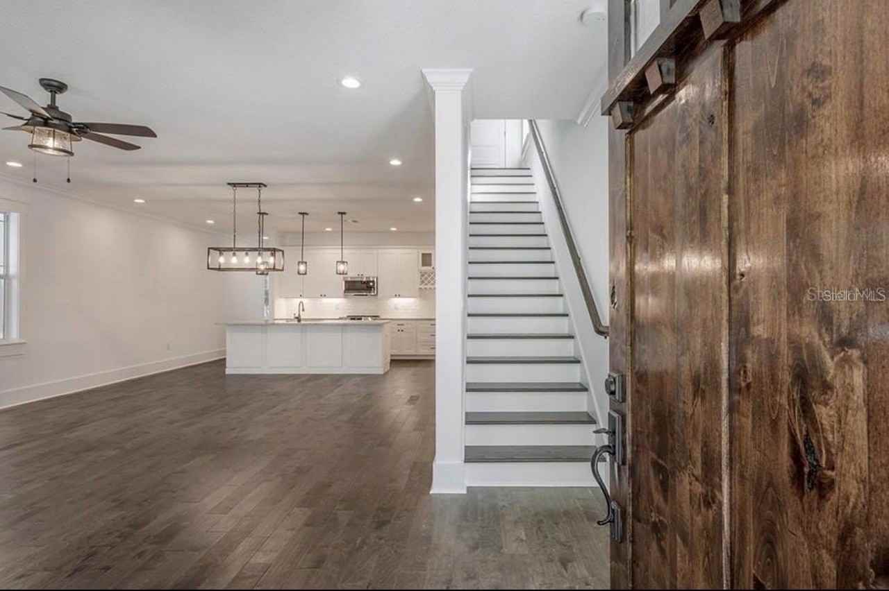 5813 N 18th St - Photo 4 of 45