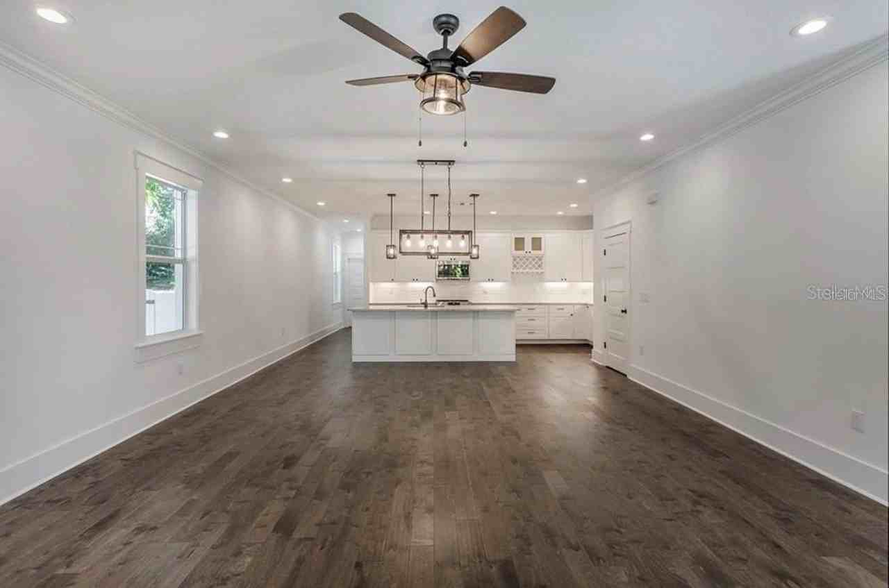 5813 N 18th St - Photo 6 of 45