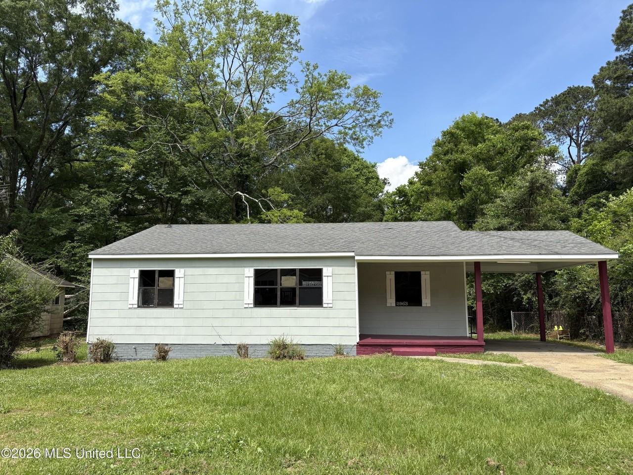 2963 Fairhill Dr
