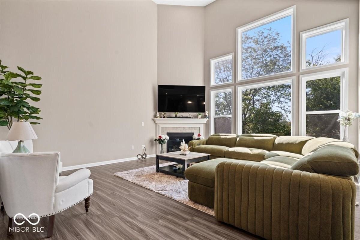 6037 Shallow Creek Ln - Photo 5 of 29