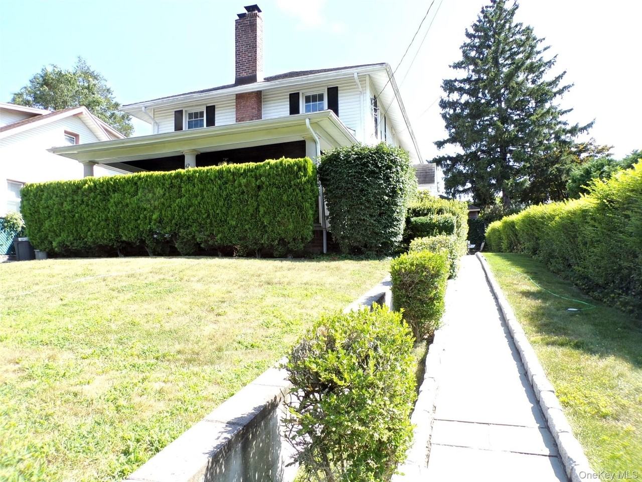 42 Brambach Ave - Photo 2 of 31
