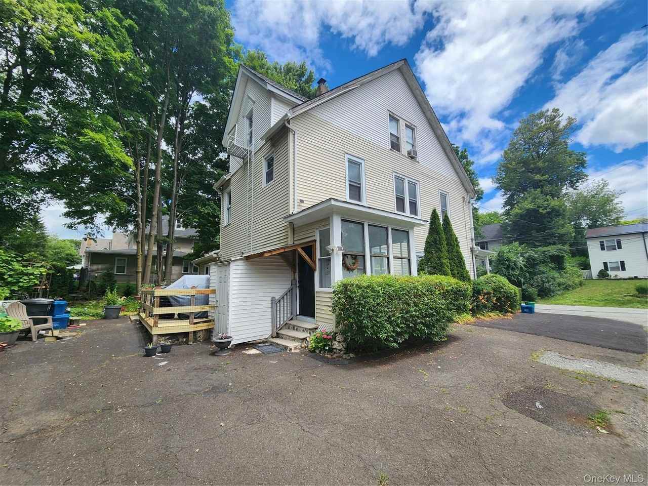 15 Lake Ave #B - Photo 4 of 26
