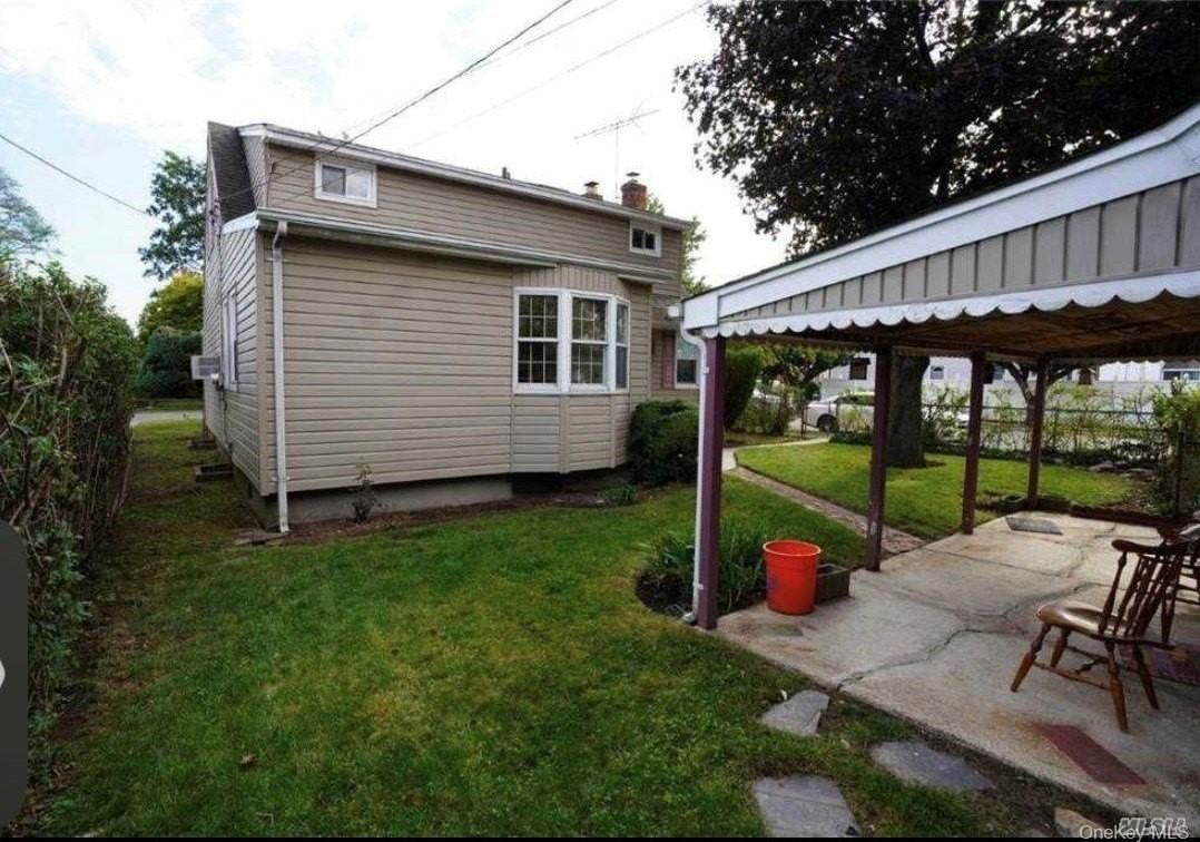 252 Arlington St - Photo 2 of 4