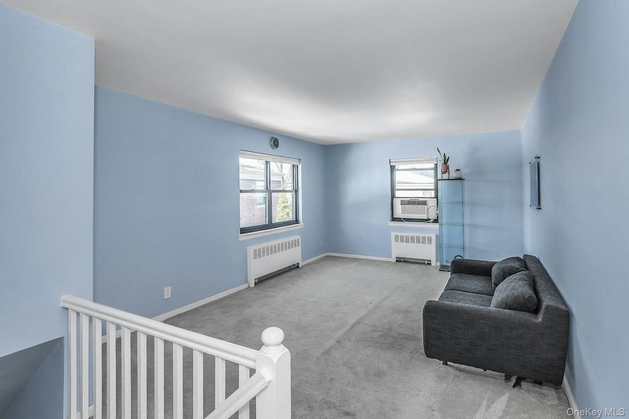21957 74th Ave #423A2 - Photo 2 of 12