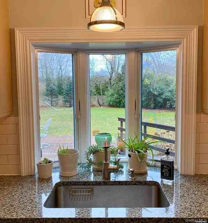 6 Lynn Ct - Photo 6 of 24