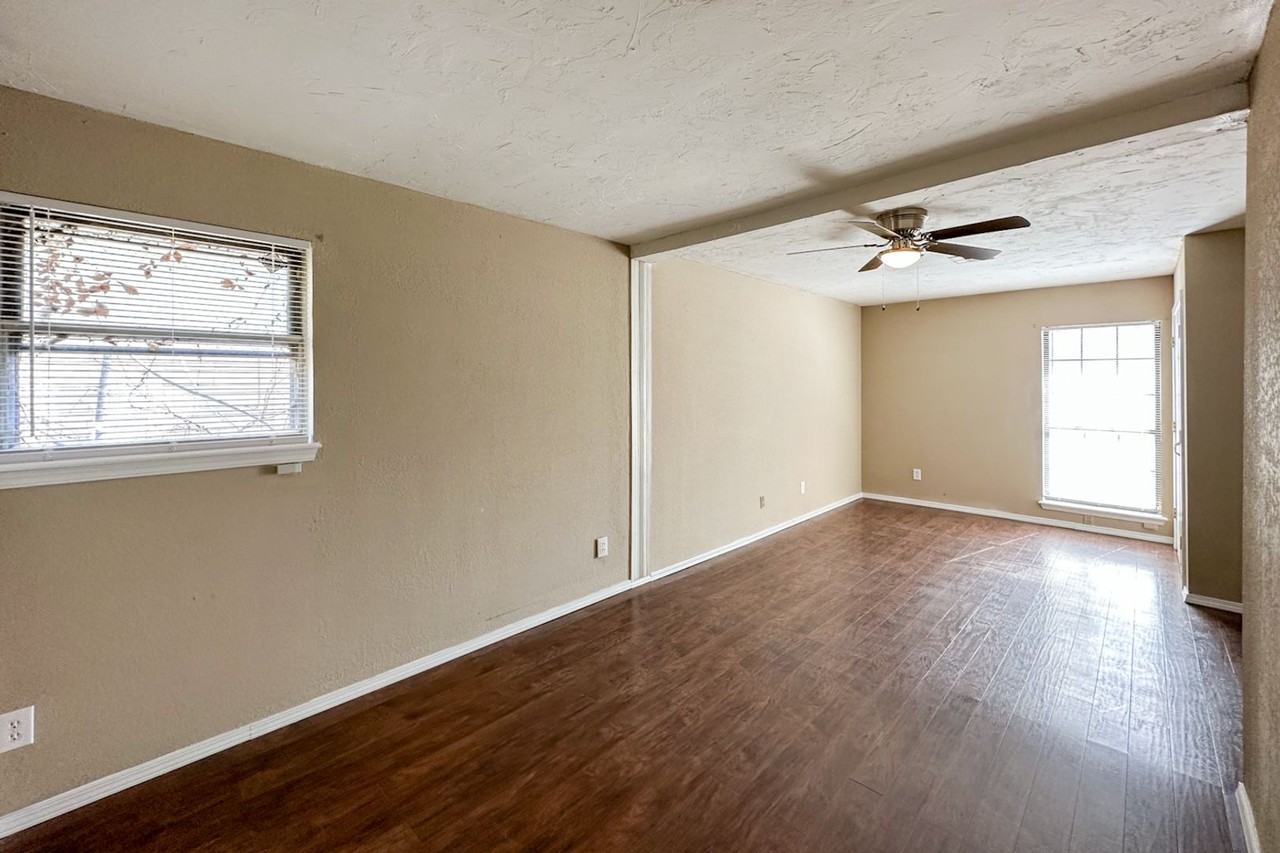 972 Nw 5th St - Photo 6 of 14