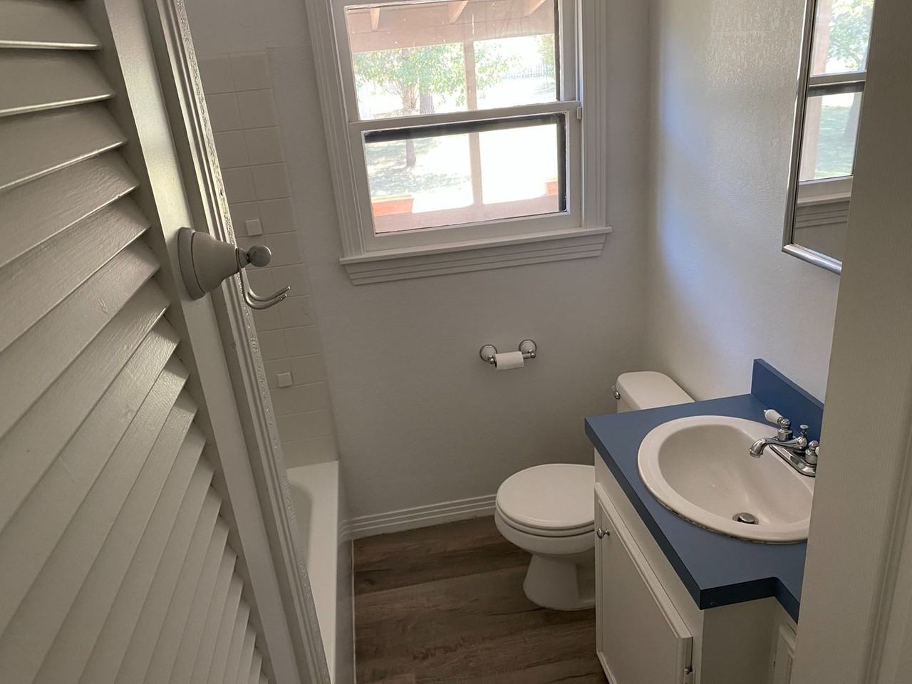 2371 Moore St - Photo 6 of 11