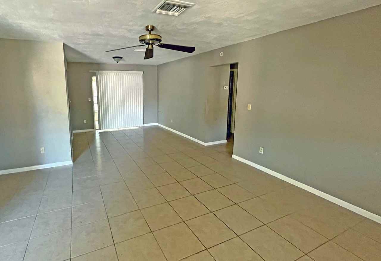 4514 Cynthia Ln - Photo 5 of 10