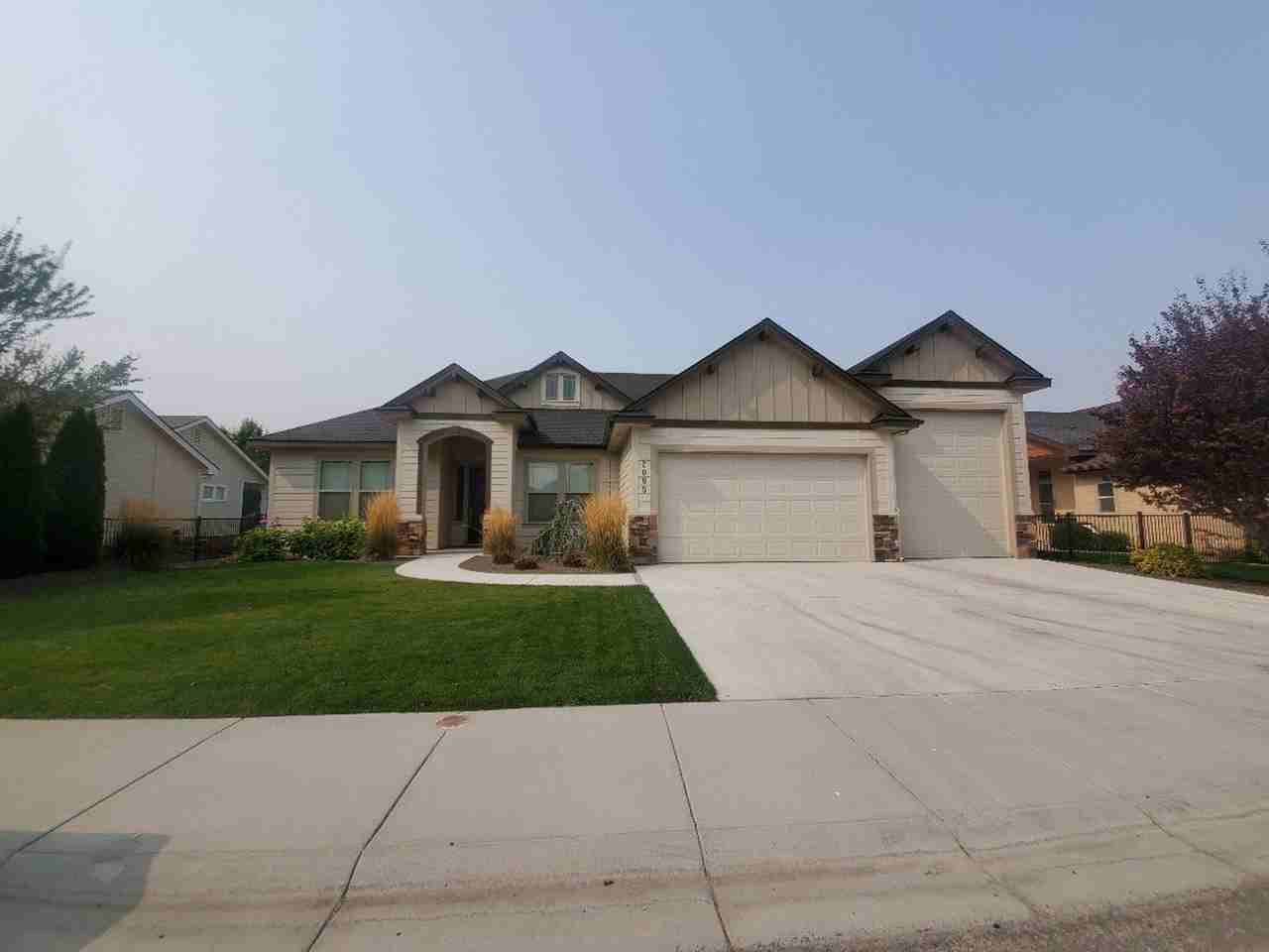 2005 N Azurite Dr - Photo 2 of 18