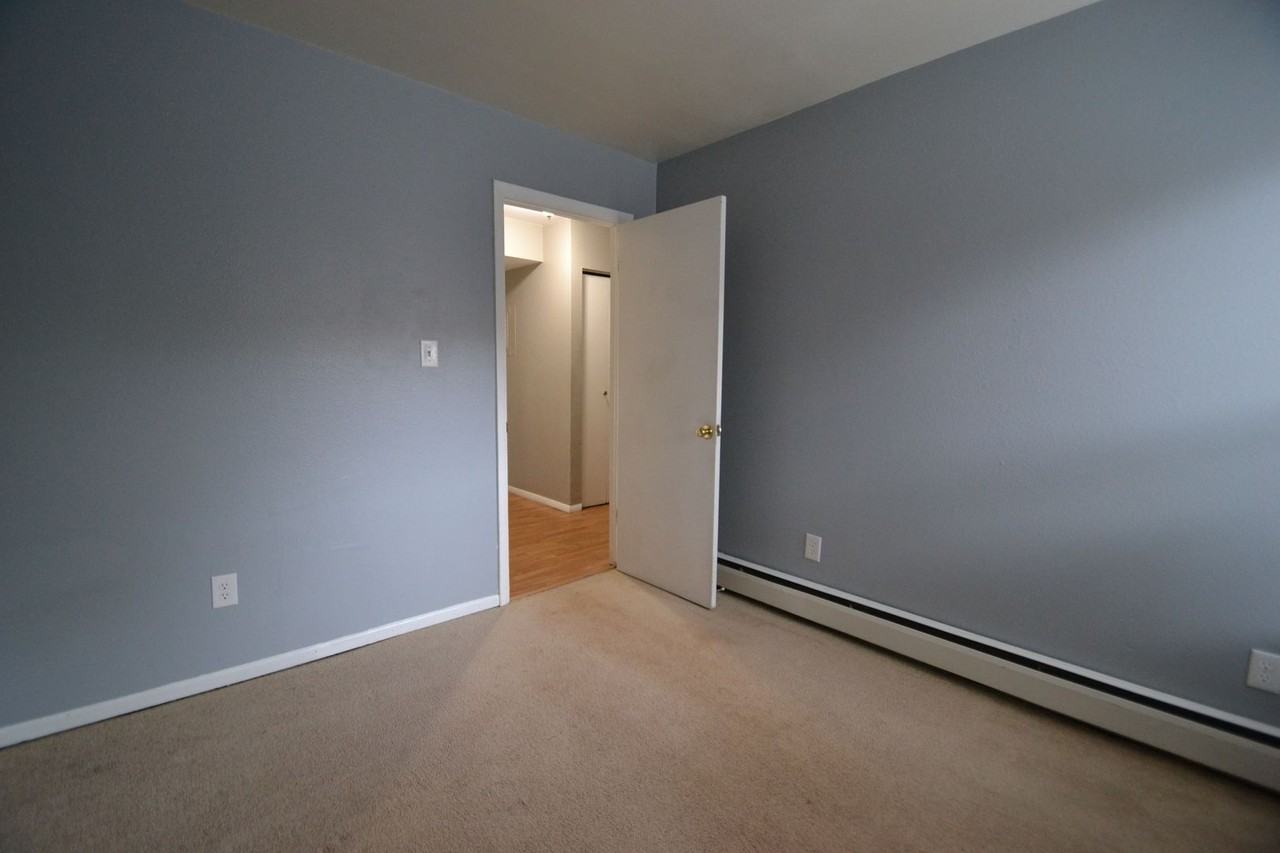 4417 N Carefree Cir - Photo 3 of 15