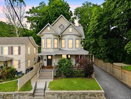 featured image of 834 John St