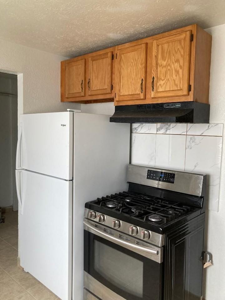 4871 Banbury Ct #15 - Photo 6 of 30