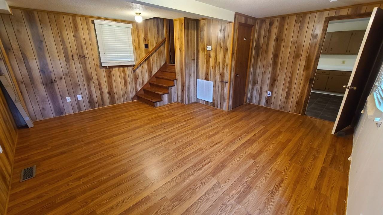 91 Boats Ln - Photo 3 of 10