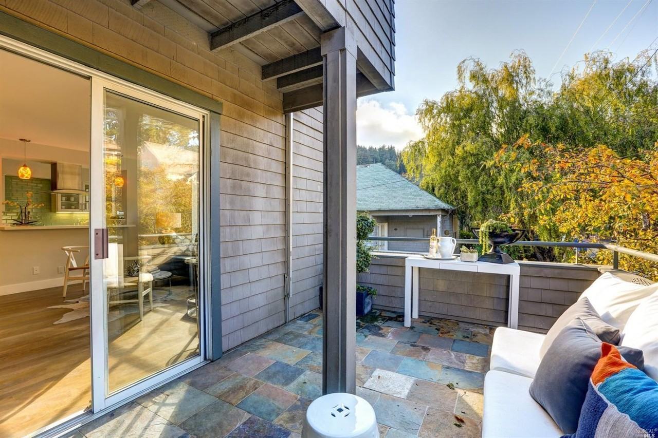 65 Lovell Ave - Photo 4 of 11