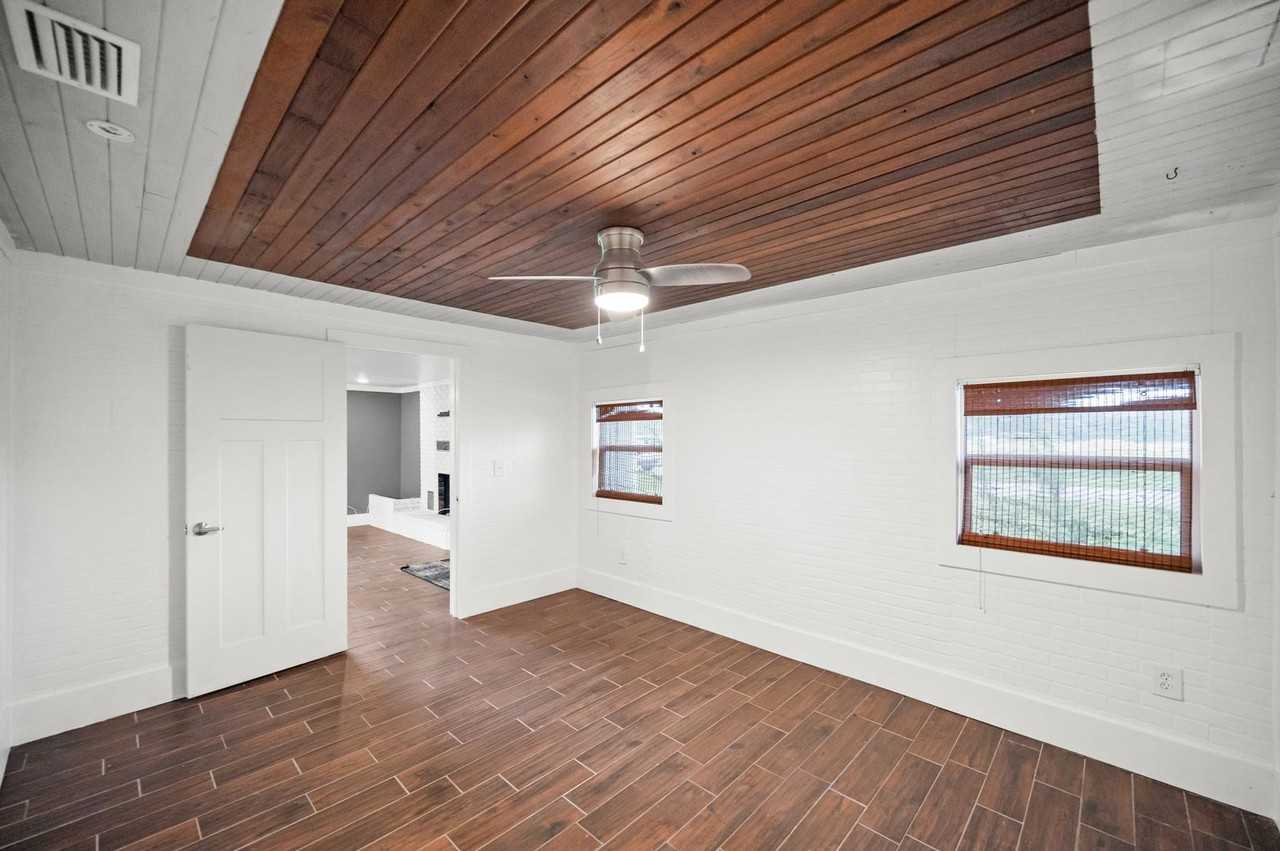 24663 Chestnut St #B - Photo 6 of 18