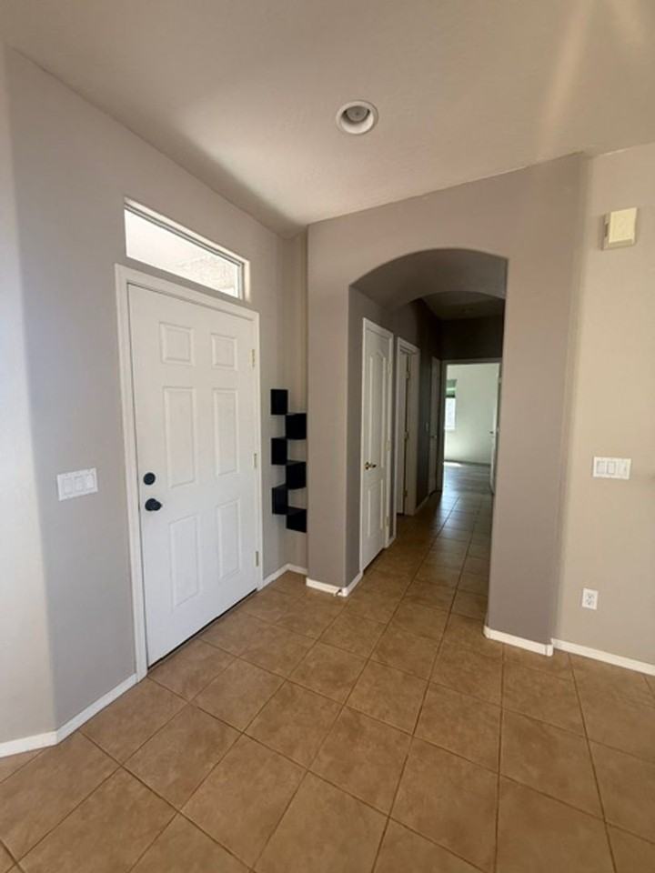 5123 E Hermosa Dr - Photo 3 of 17