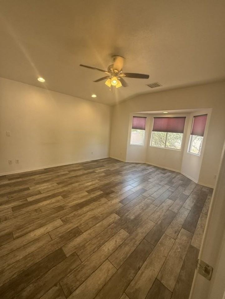 5123 E Hermosa Dr - Photo 7 of 17